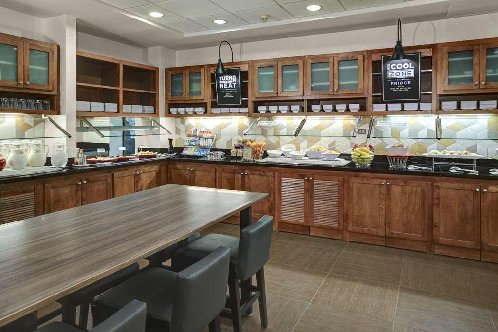 Hyatt Place Mystic Ristorante foto