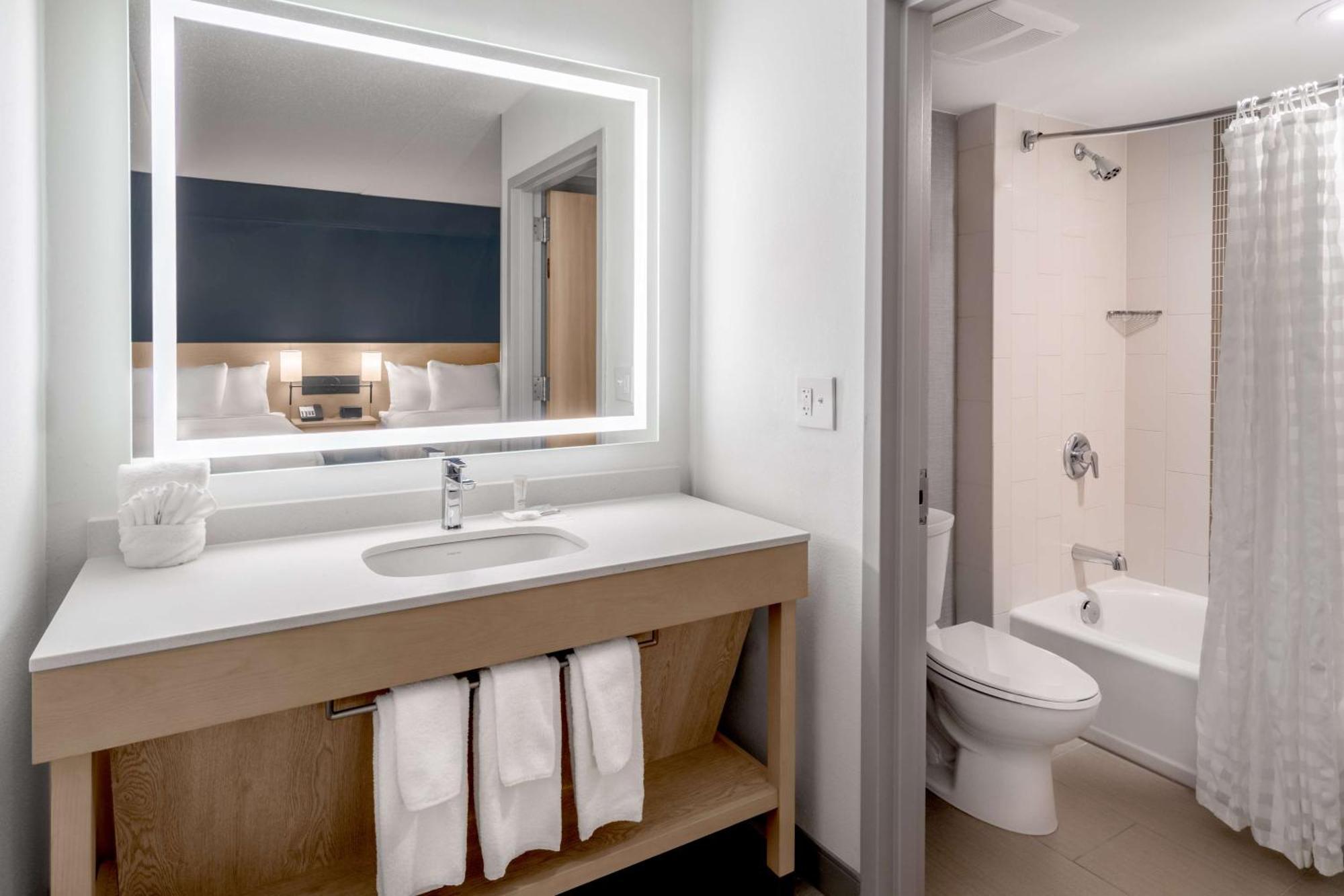 Hyatt Place Mystic Esterno foto