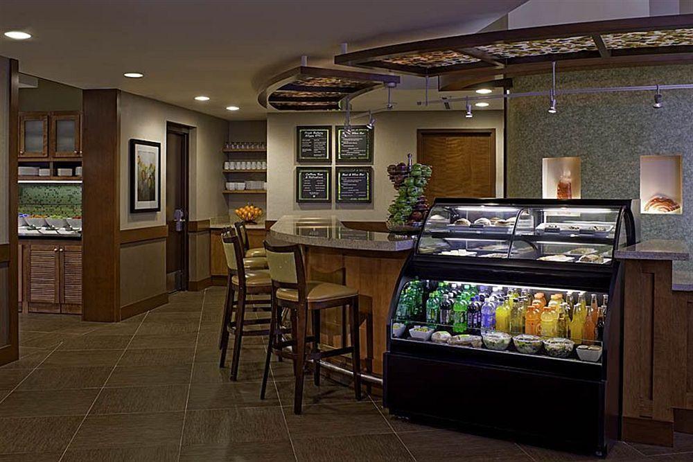 Hyatt Place Mystic Ristorante foto